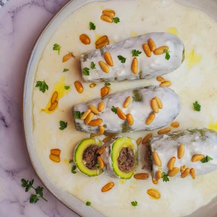 Stuffed Zucchini with yogurt sauce